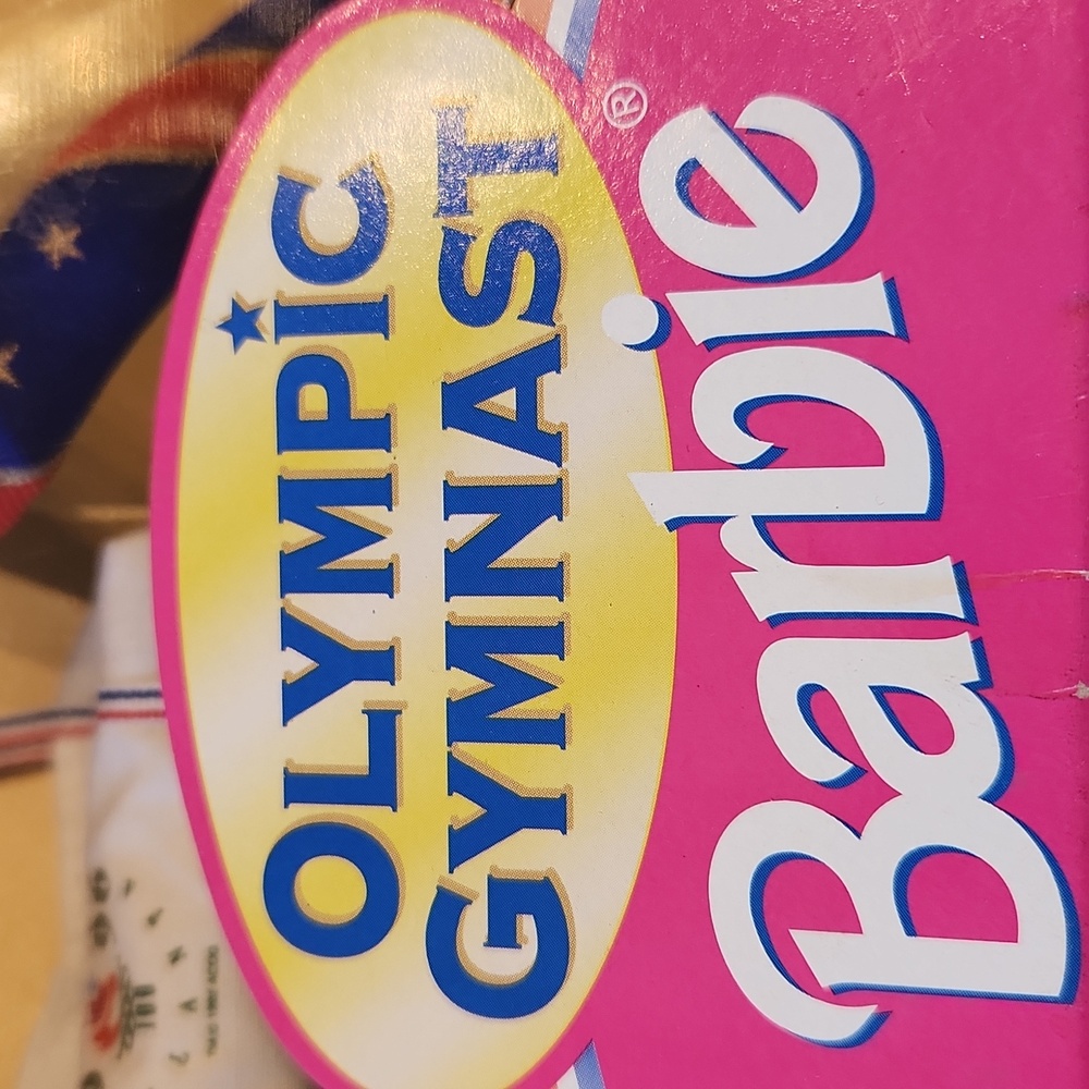 Barbie, Olympic Gymnast,  NWT,  1996 Atlanta,  Excellent condition ♥️ - Picture 4 of 6